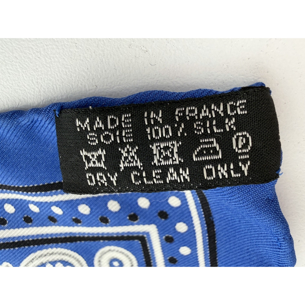 Hermes Buckle Print Bandana in Blue 100% Silk - Picture 9 of 9